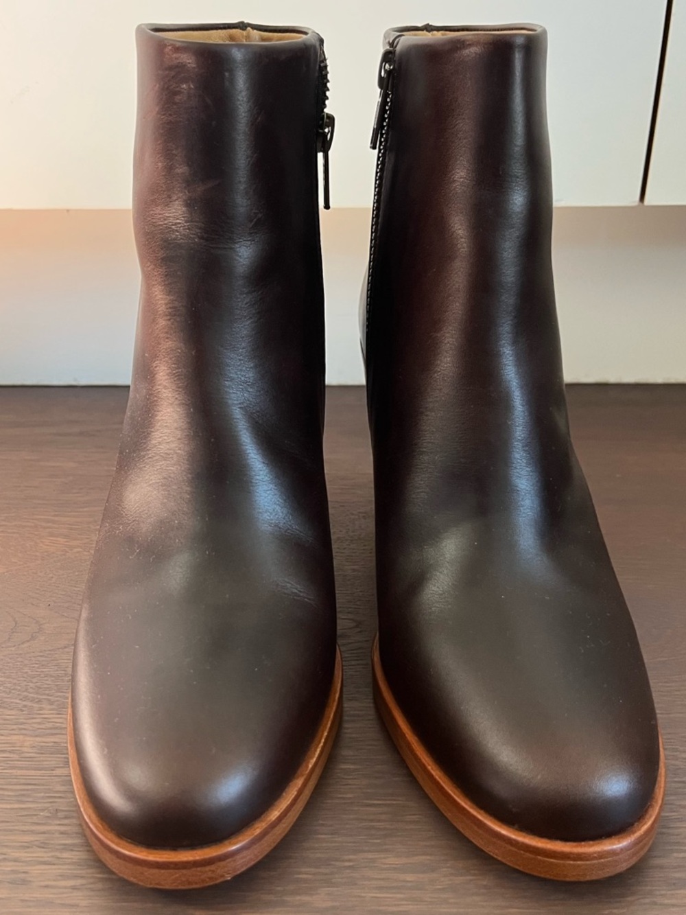 APC Chic Leather Ankle Boots Dark Brown size 39 Never worn